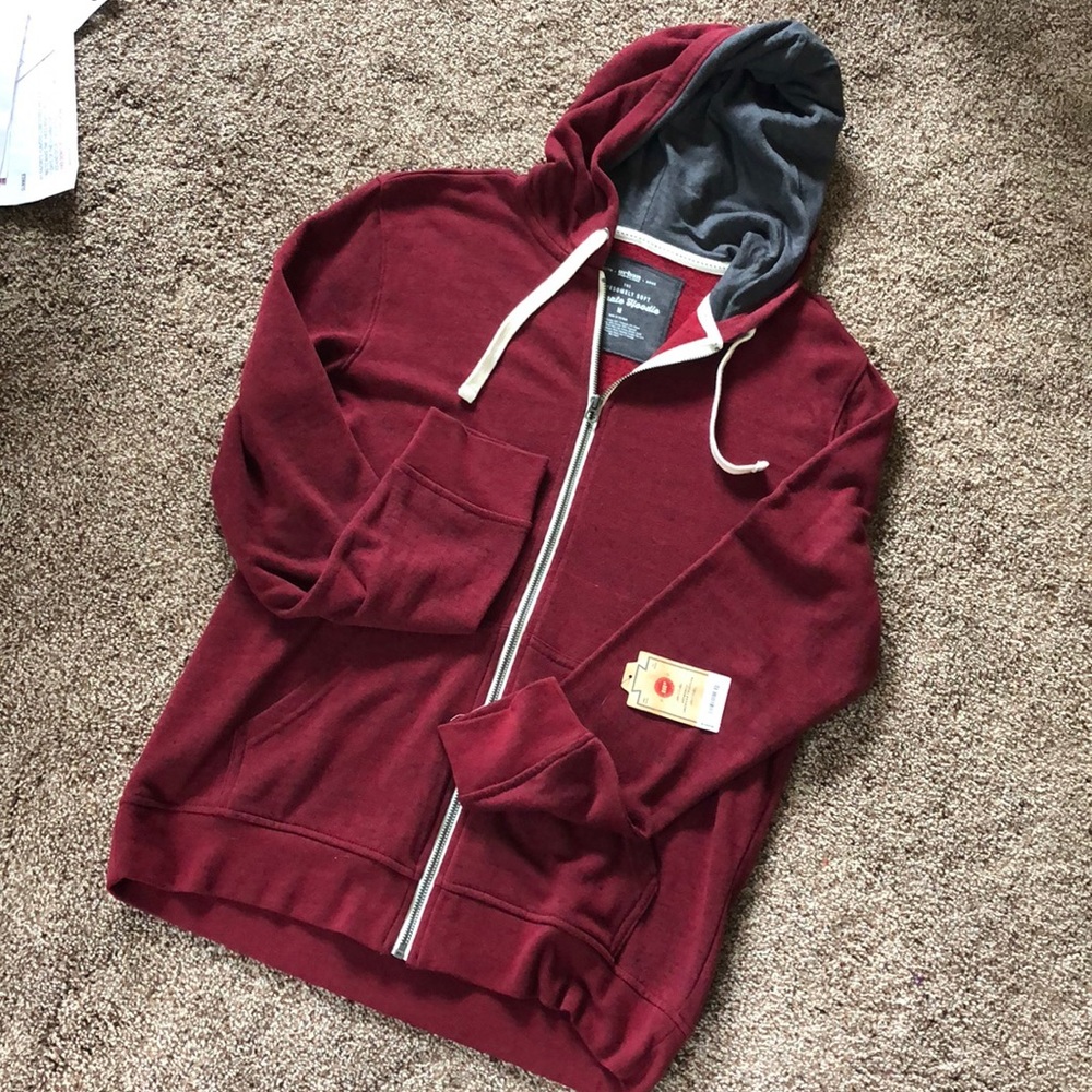 NWT Urban Pipeline heather burgundy soft hoodie
